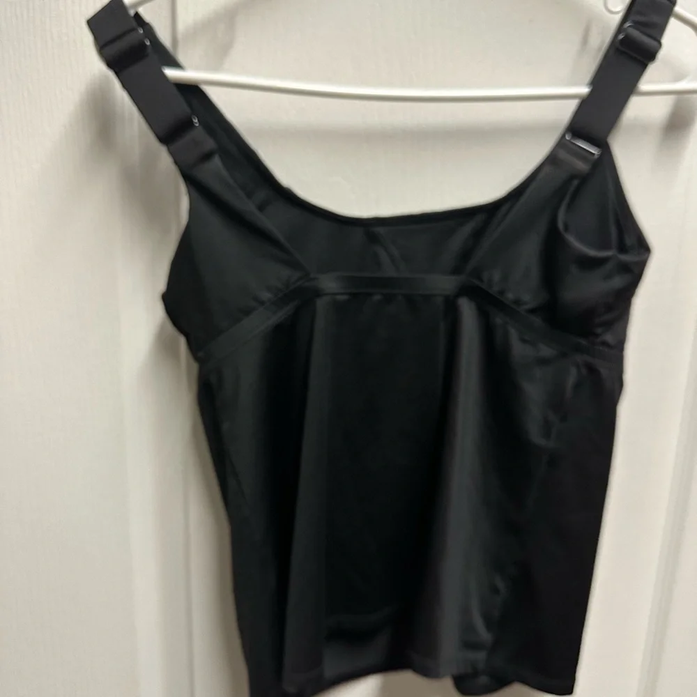 Nike Black Athletic Tank Top size M/ NWOT# 502